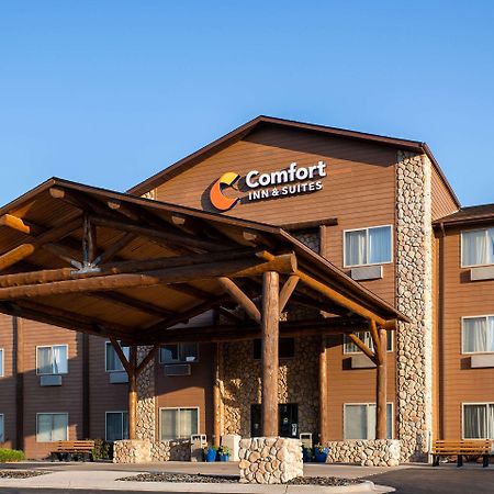 Comfort Inn & Suites Custer Bagian luar foto