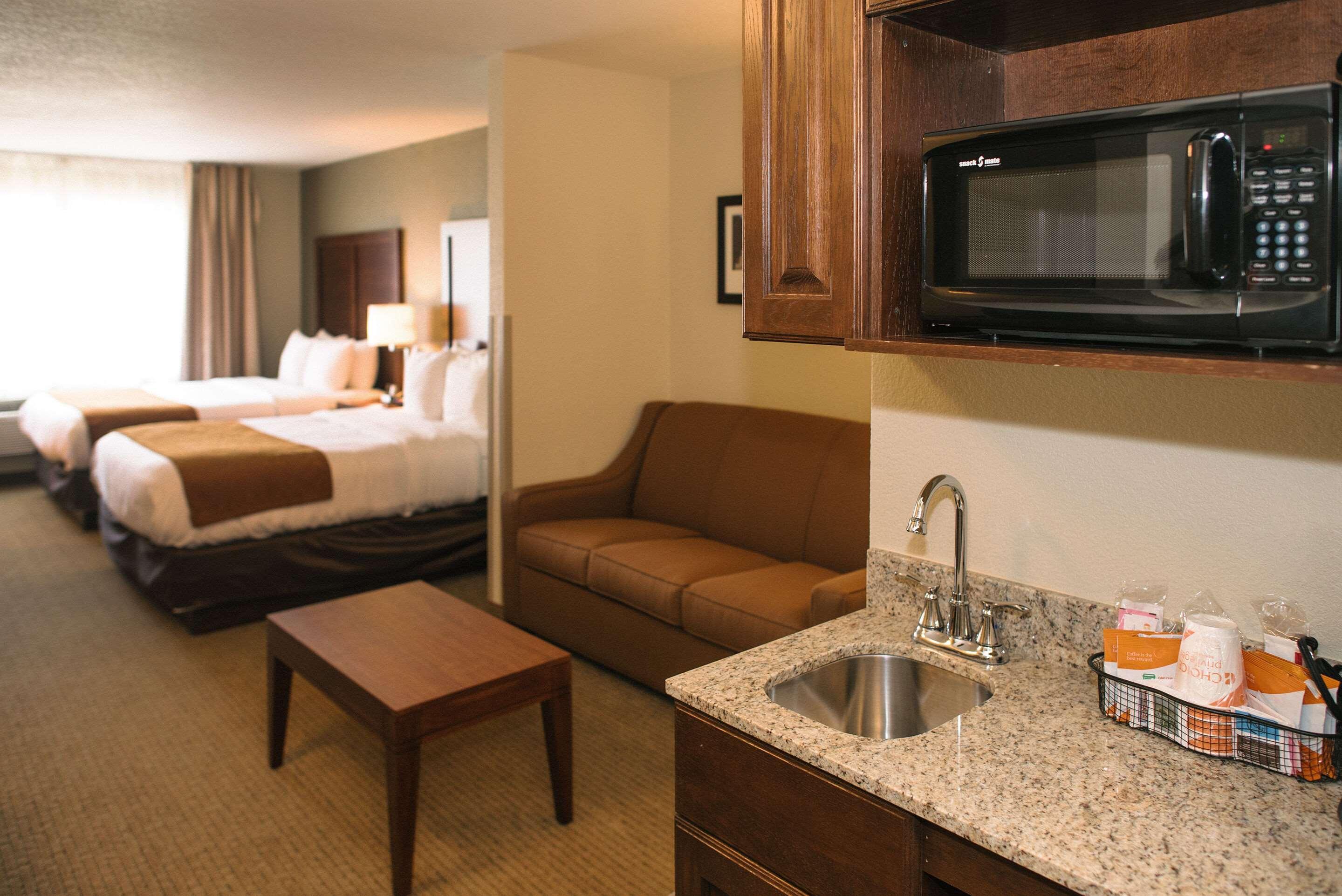Comfort Inn & Suites Custer Bagian luar foto